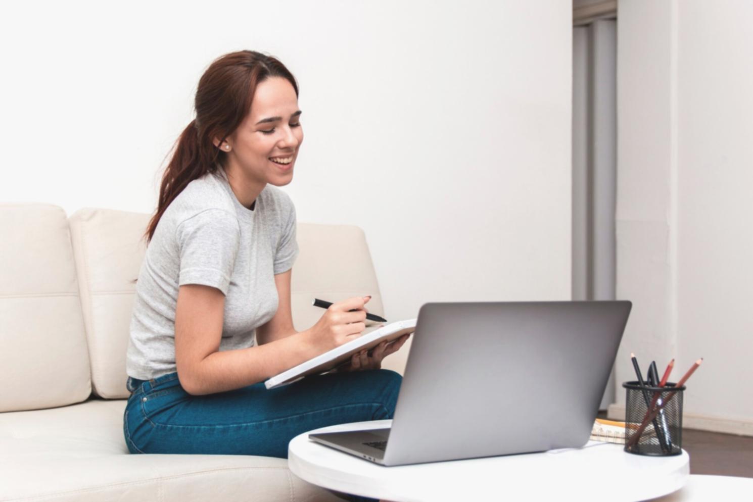 Sesión práctica de modelización financiera con participantes de tylovarexis