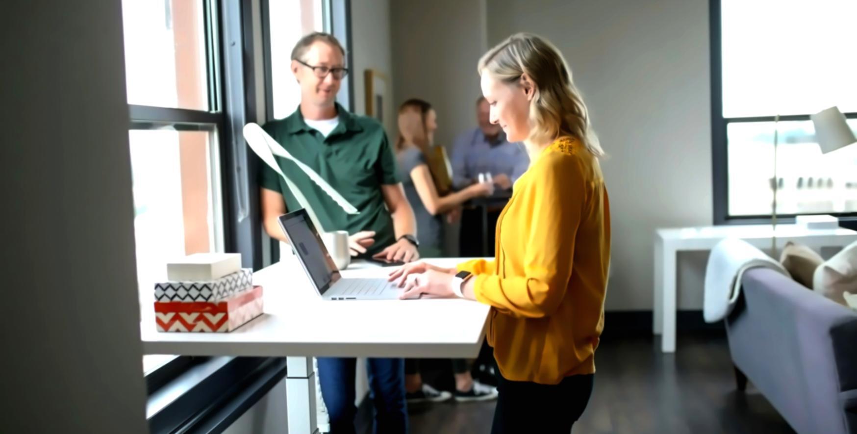 Sesión de webinar con analistas financieros revisando modelos de valoración en tiempo real